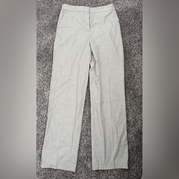 Office Chic Capsule - Picture 9 of 11